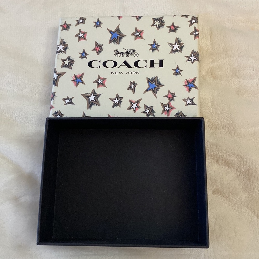 Coach BOX ONLY *damage*